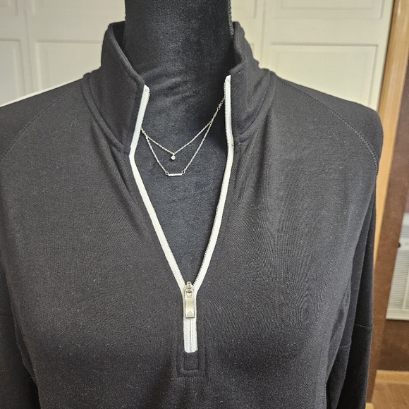 Women's Adidas Golf large black and white ¼ zip - Picture 6 of 8